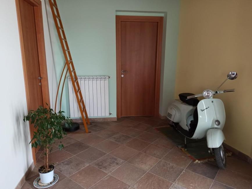 Hotel La Casa Dei Sogni Agira Esterno foto